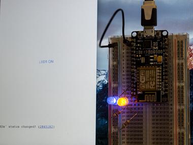 ESP8266: Custom iOS App for LED Control